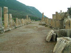 bei der Staats-Agora von Ephesos