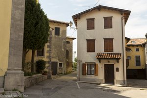 Ein Rundgang durch das Dorf Duino Aurisina