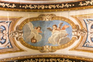 Deckengemälde in der Kapelle des San Anton Palace