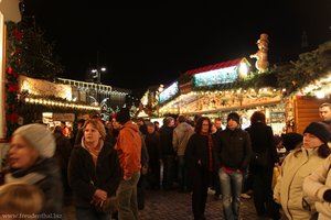 Abendstimmung auf dem Dresdner Striezelmarkt