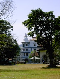Queens Hotel in Kandy