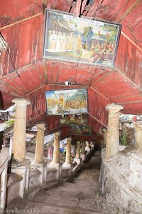 Treppengang vom Seindon Mibaya-Kloster zur Kyaik Than Lan Pagode