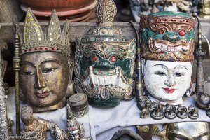 Masken auf dem Mani Sithu Market von Bagan