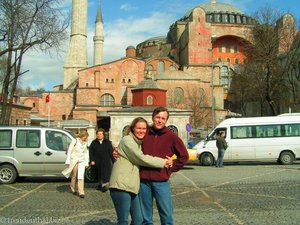 Anne und Lars vor der Hagia Sophia von Istanbul