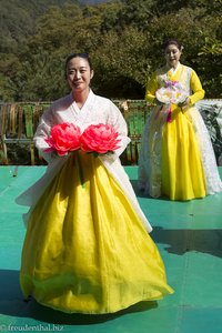 Traditioneller Tanz der Koreaner