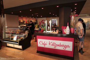 Theke im Café Katzenberger