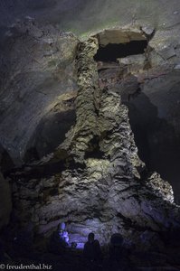 Größte bekannte Lavasäule der Welt in der Manjanggul Lavahöhle