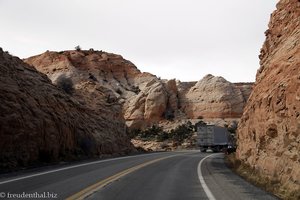 Fahrt auf der Interstate 89 von Kanab zum Glen Canyon