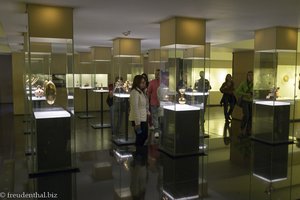 im Ausstellungsraum des Museo del Oro von Bogota