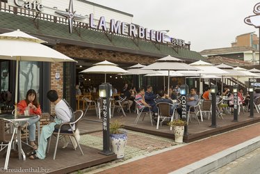 Café »La Mer Bleue« bei Naksan Beach
