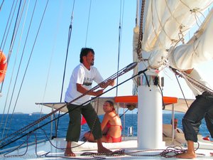 der Seemann zieht die Segel auf - lykische Küste
