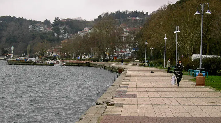 Uferweg am Bosporus
