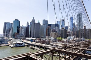 Aussicht auf Manhattan von der Brooklyn Bridge