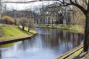 Der Stadtkanal - die grüne Oase Rigas