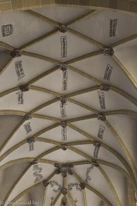 Kreuzrippengewölbe in der Margarethenkirche von Medias