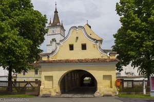 Die Kirchenburg Honigberg in Siebenbürgen
