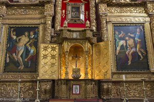 Vergoldete Hauptaltar in der Kapelle des Klosters von Santo Ecce-Homo