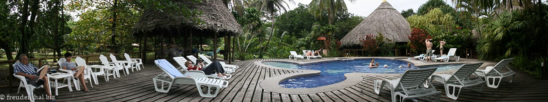 Schildkrötenpool bei der Turtle Beach Lodge