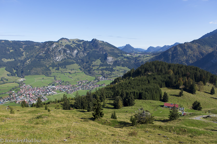 Aussicht vom Imberger Horn zum Wertacher Hörnle und Oberjoch