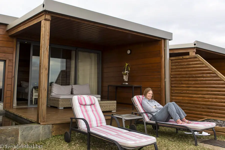 Zimmerterrasse in der Diana Dea Lodge