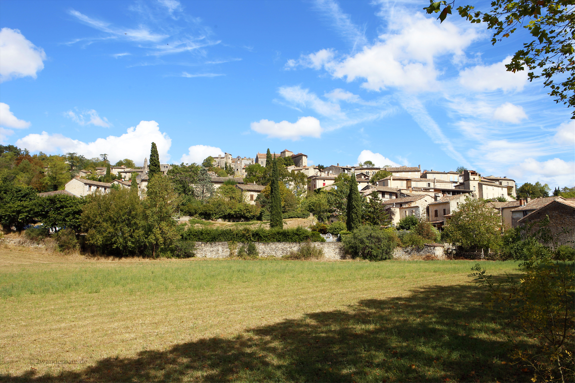 unser Picknickplatz mit Blick auf Bruniquel