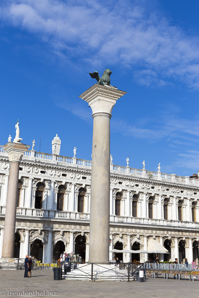 Monolithsäule mit dem Markuslöwen