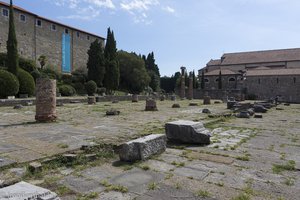 Beim Römischen Forum von Triest