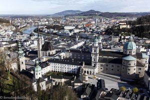 Blick von der Festung Hohensalzburg über die Altstand mit dem Salzburger Dom