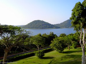 Giritale - Sicht auf den Stausee