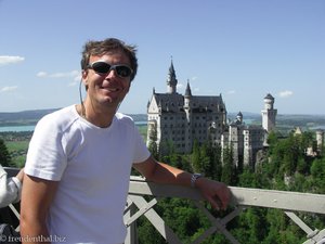Lars auf der Marienbrücke vor dem Schloss Neuschwanstein