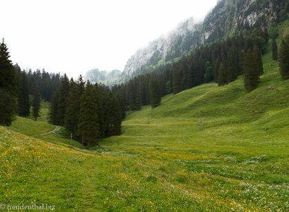 Wanderung vom Hoher Kasten zum Sämtisersee