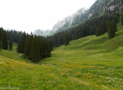 Wanderung vom Hoher Kasten zum Sämtisersee