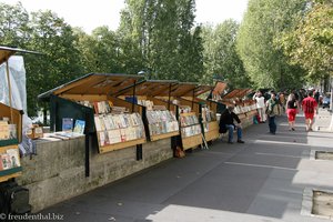 Bücher- und Kartenhändler nahe der Ile de Cité