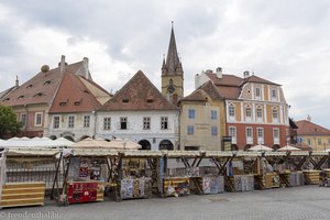 Markt an der Piata Mica, dem Kleinen Ring in Sibiu
