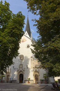 Die spätgotische Hallenkirche von Radovljica