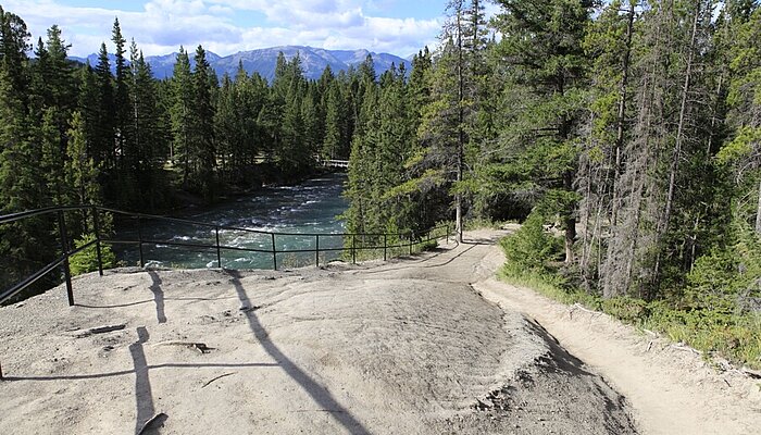 Aussicht über den Maligne Canyon bei Jasper
