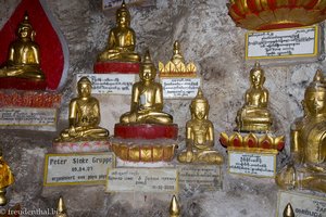 Buddha-Figuren bei Pindaya
