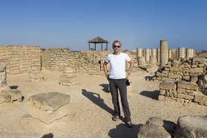 Lars bei der Ausgrabungsstätte Al Baleed