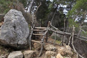 typisches Hindernis beim Wandern auf Mallorca