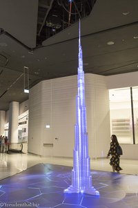 Modell des Burj Khalifa im Eingangsbereich