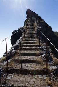 wie eine Himmelstreppe am Miradouro do Ninho da Manta