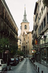 Altstadtgasse im Zentrum von Madrid