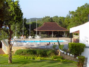 Hotel Royal Lotus - Blick vom Zimmer auf den Pool