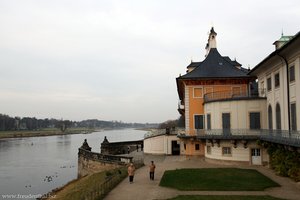 Blick von der Löwenkopfbastei zum Schloss