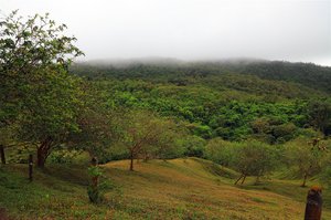 Der Arenal versteckt sich in den Wolken