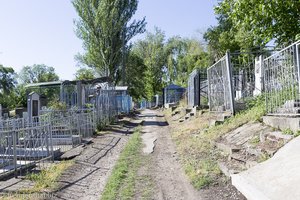 auf dem jüdischen Friedhof von Balti