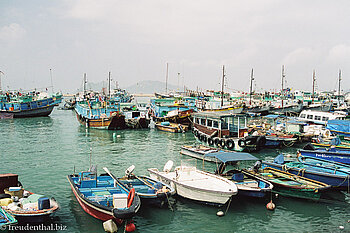 Boote im Hafen von Cheung Chau