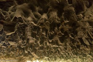 Havanna auf dem Kopf in der Tropfsteinhöhle von Viñales