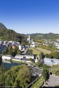 Ausblick auf die Sanktuarien vom Château Fort de Lourdes