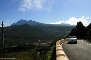 Blick von der Anhöhe Richtung Teide